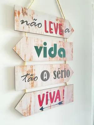 a christmas tree made out of reclaimed wood at Quarto Nº7 FAMILIA VEIGA - Central Praia in Praia