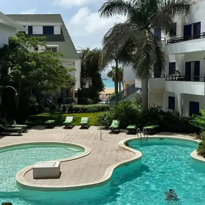 Leme Bedje Two bedroom - By Bobbywashere