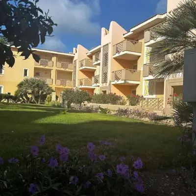 Tropical Issara Sal