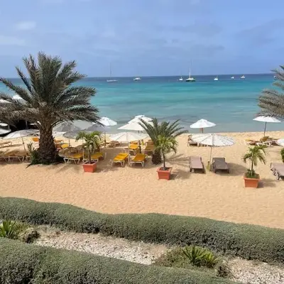 Oceanfront Apt 25 Porto Antigo II