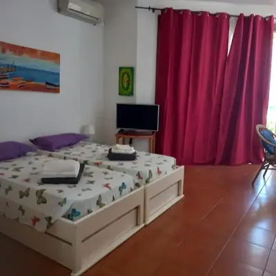 Appartamento t0 n 7 situato complesso turistico porto antico 2
