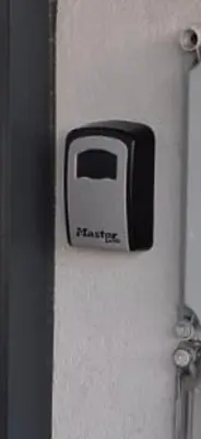 a black and white toaster on the side of a wall at Serenity in Praia