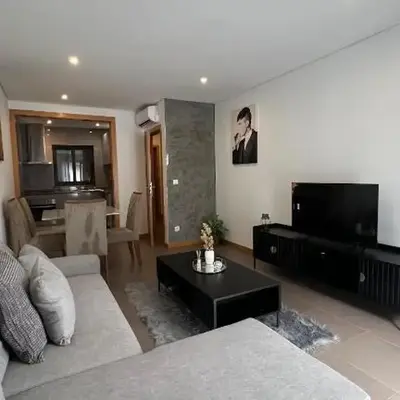 Elson Apartment - T1 - Cidadela - Security