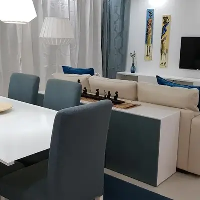 Elegant Modern Apartment with AirCond