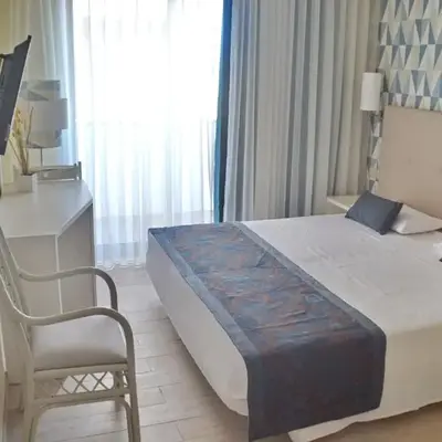 Ouril Hotel Julia